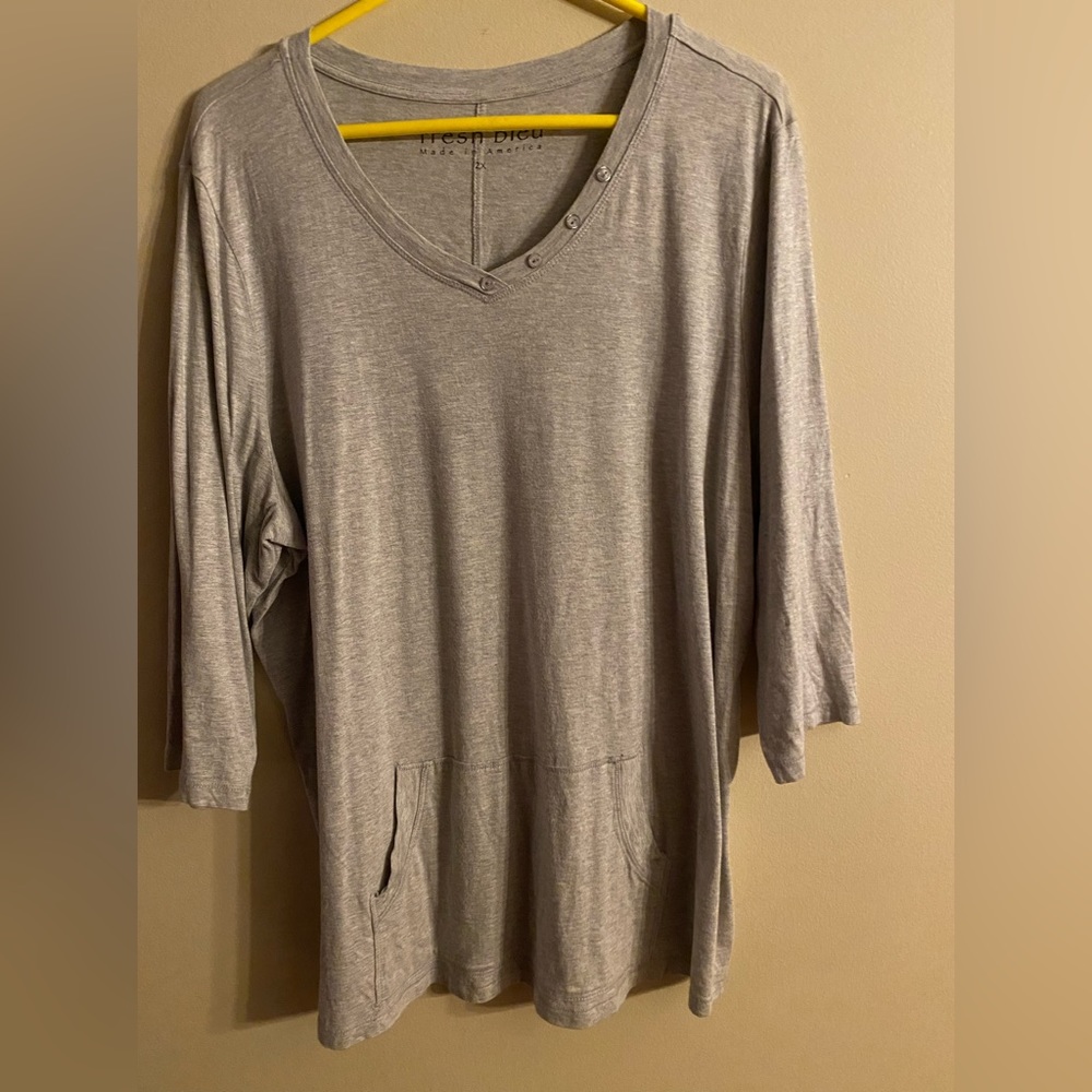 Womens plus tunic tee